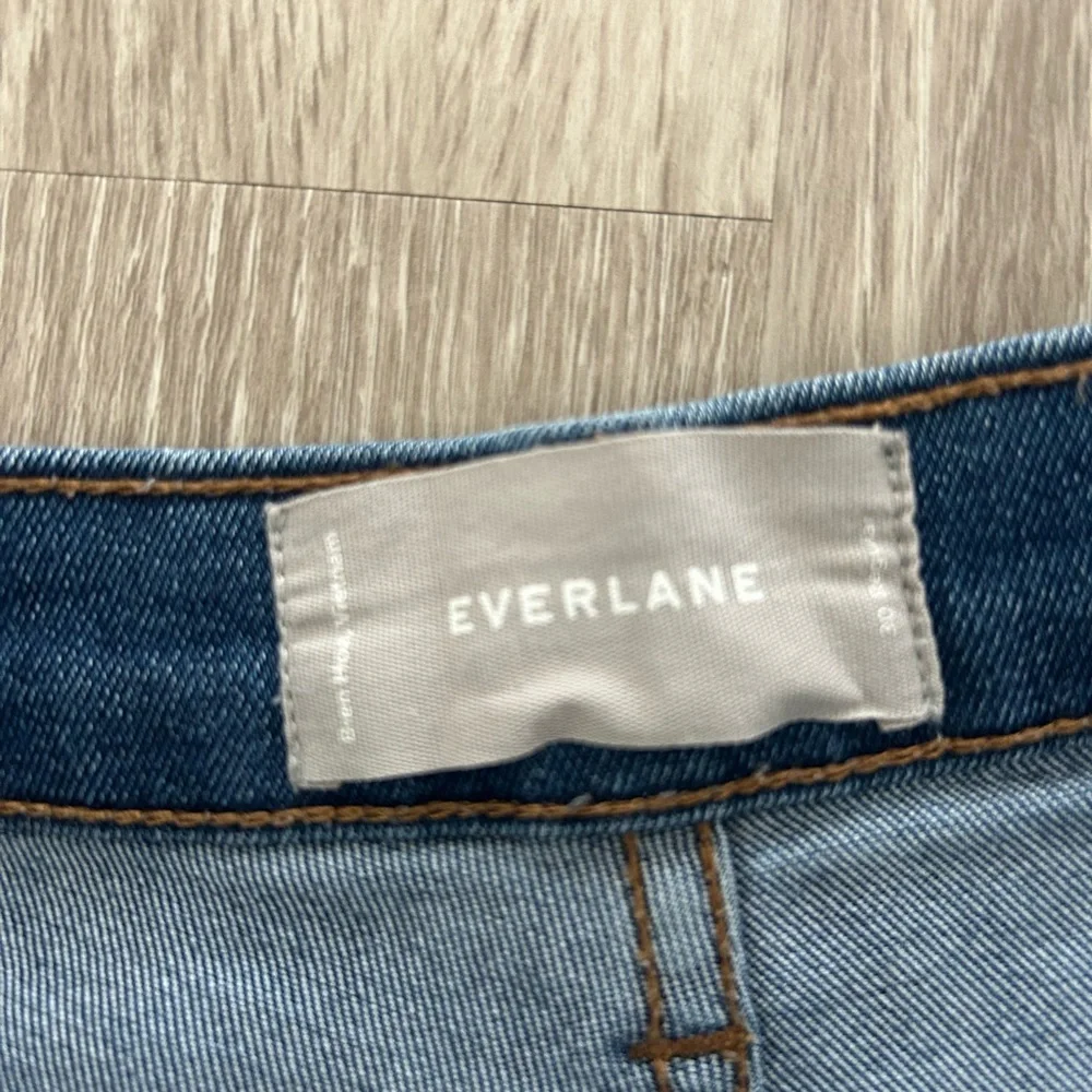 Classic Blue Women's Jeans - Picture 3 of 4